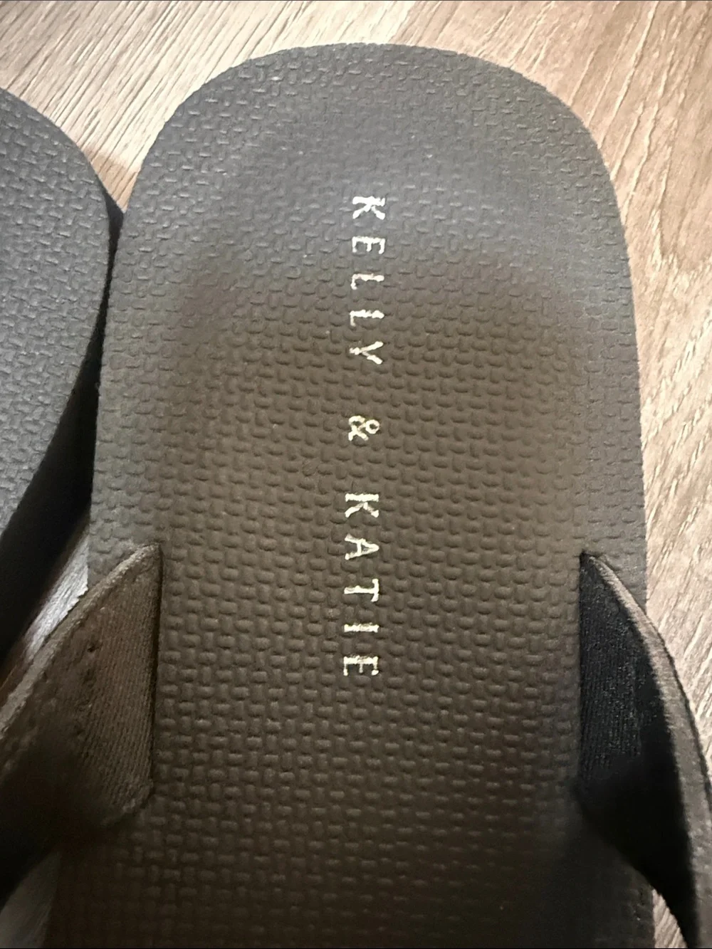 Kelly & Katie elegant black